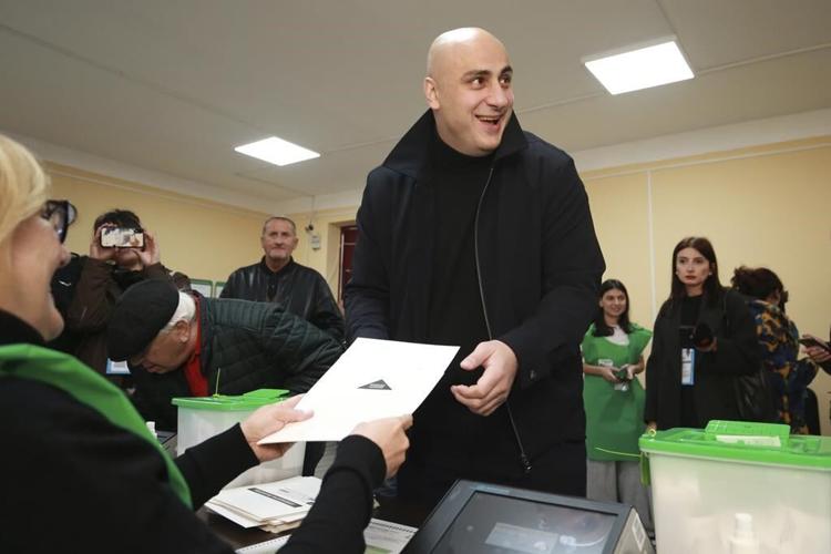 All sides claim victory in Georgia's election which could take it toward EU or into Russia's orbit