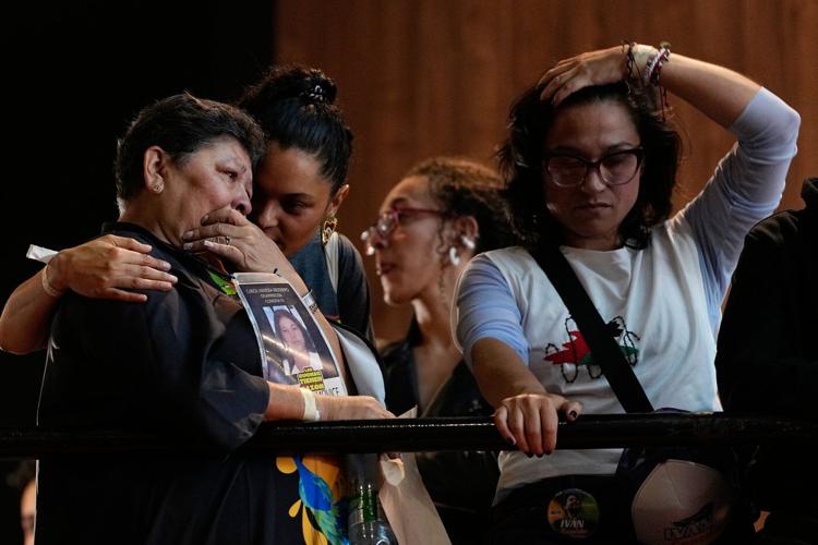 Colombians vote in a presidential runoff that pits an outsider against a progressive