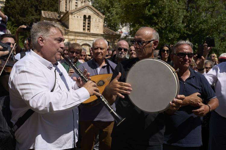From the Greek mountains to Manhattan: folk music icon Petroloukas Chalkias honored after death