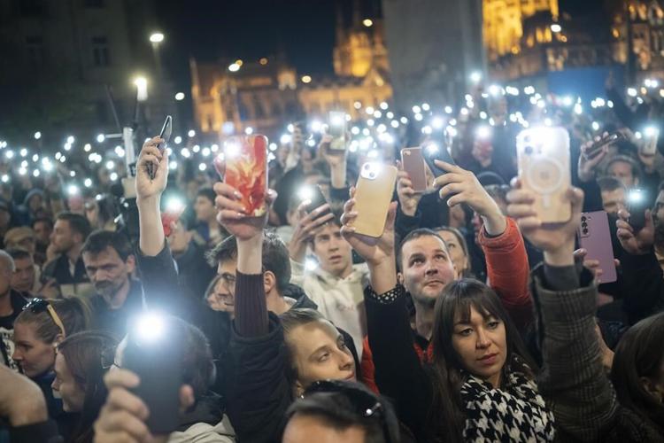 Former Hungarian insider releases audio he says is proof of corruption in embattled Orbán government