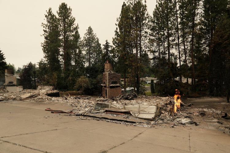 Eastern Washington fires have burned 600 structures and forced the evacuation of 5,000 homes