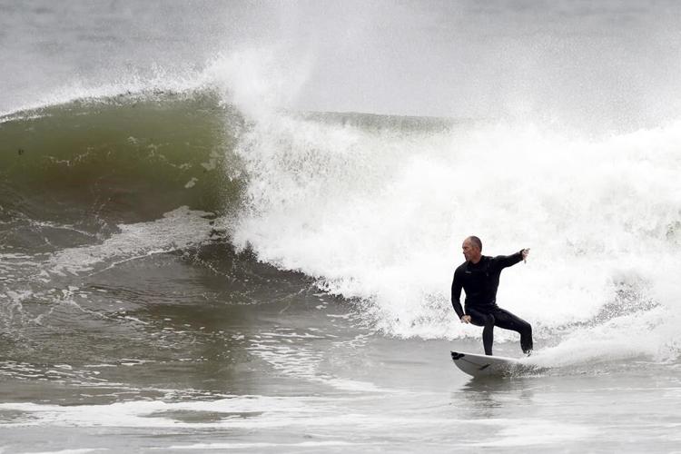 Weakening storm Lee bears down on New England and Canada with still-dangerous winds, heavy rains