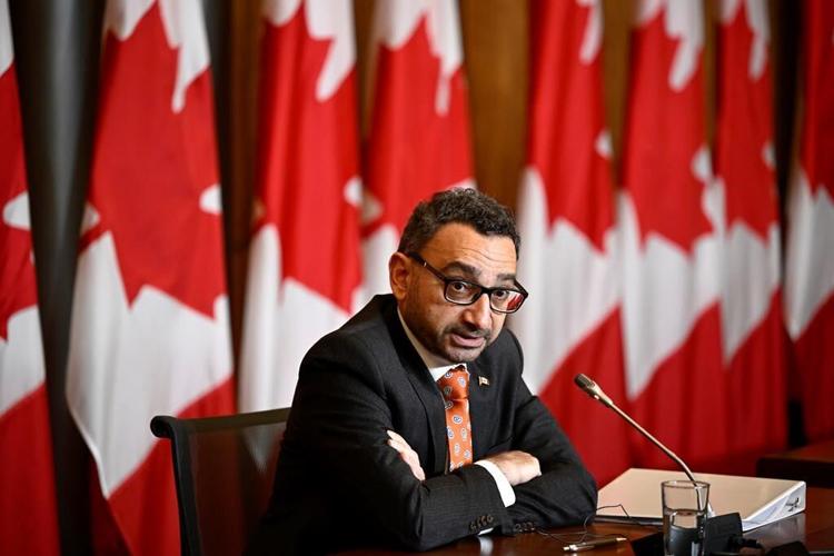 Five things to know about Ottawa's tightened passenger rights and compensation rules