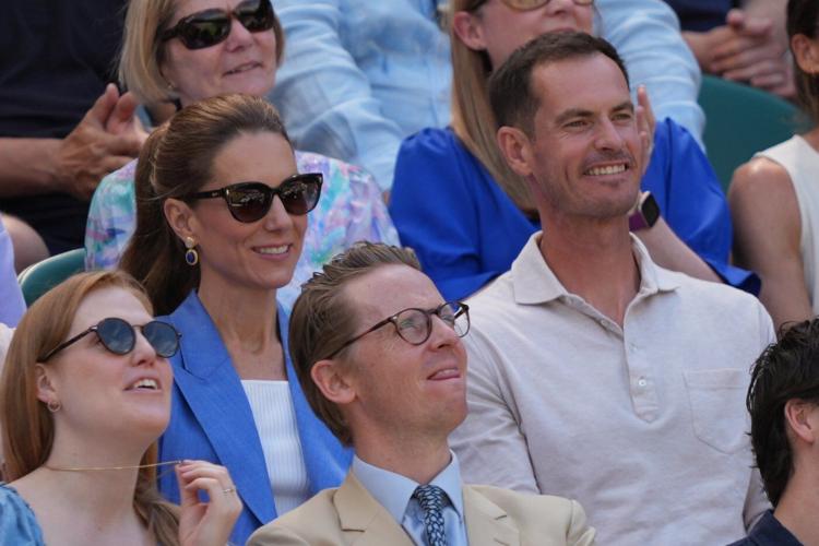 Princess Kate greets fans at Wimbledon and sits next to Andy Murray to watch the tennis
