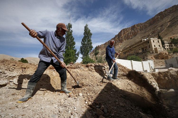 Syria's driest winter in nearly 7 decades triggers a severe water crisis in Damascus