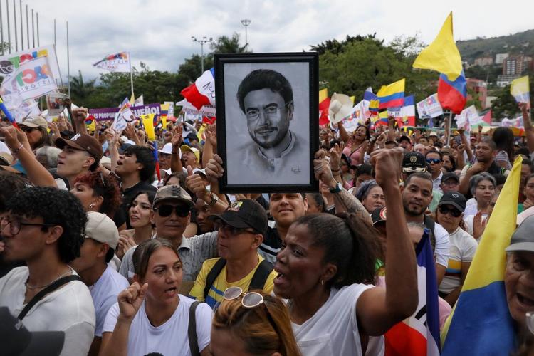 Colombians are electing a new Congress and choosing presidential candidates
