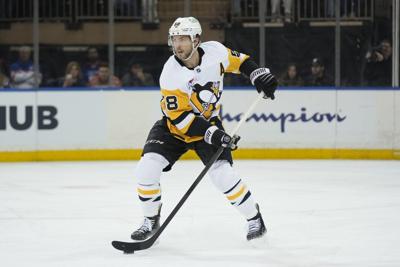 Pittsburgh Penguins defenseman Kris Letang undergoes surgery to close small hole in his heart