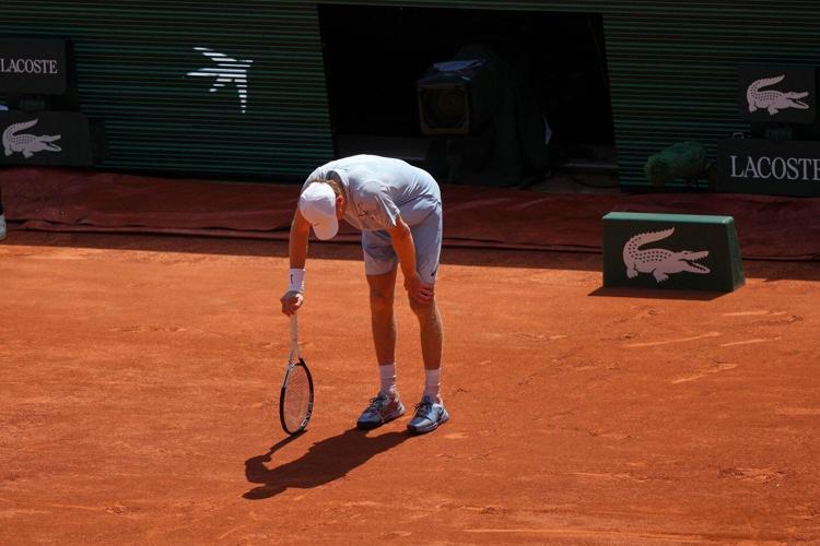 Heat wave raises temperatures at the French Open, in photos
