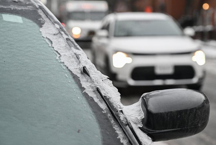 Looming Ontario storm raises risks of flood and widespread power outages