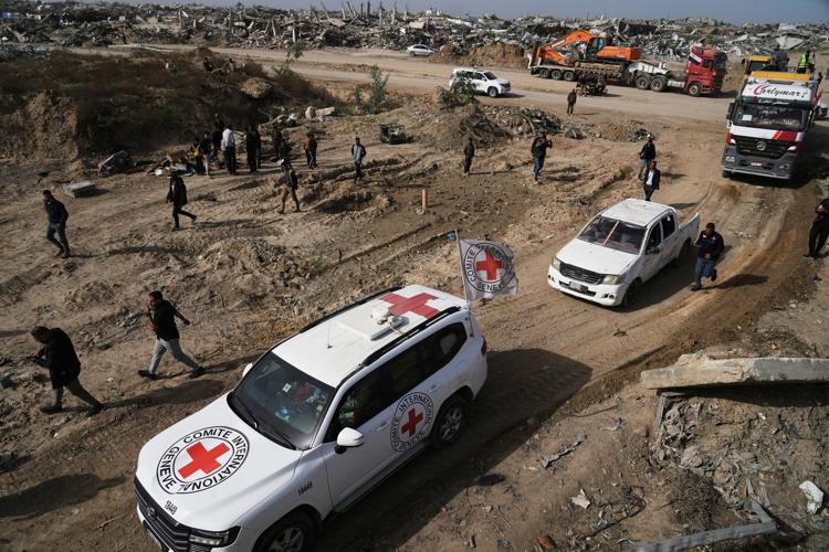 UN Palestinian aid agency says Israeli police 'forcibly entered' its Jerusalem compound