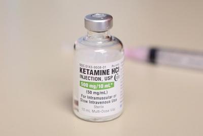 Ketamine therapy can help people with depression, but also poses risks: experts