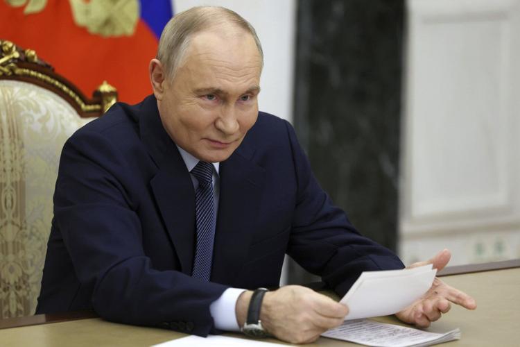 NATO and Ukraine to hold emergency talks after Russia's attack with new hypersonic missile