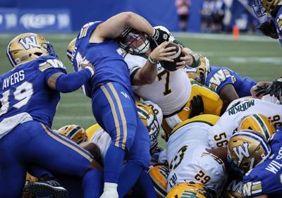 Winnipeg Blue Bombers remain unbeaten with 36-23 win over Edmonton Elks