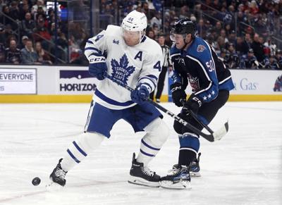Tavares scores 2, Maple Leafs beat Blue Jackets 3-0