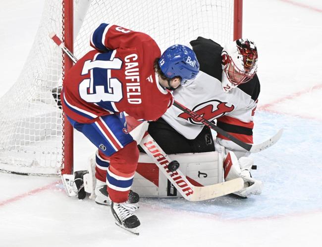Canadiens' win streak ends with loss to Devils hours after clinching playoff spot