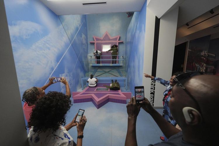 Paradox Museum Miami takes guests through a 21st century funhouse of mind-boggling illusions