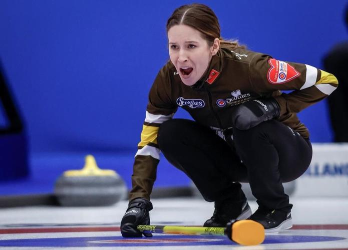 Canada's Lawes beats Japan's Kitazawa at Grand Slam of Curling's Co-op ɫֱ Open