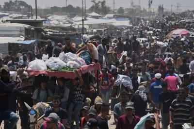 Poll suggests half of ɫtvs believe Israel is committing genocide in Gaza