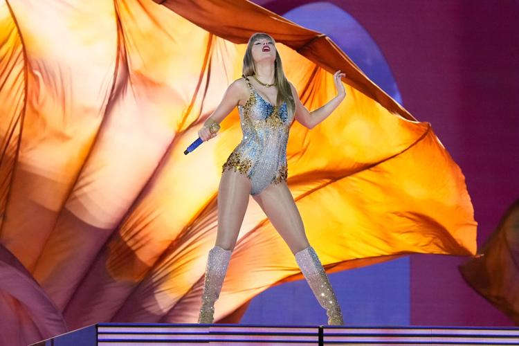 Taylor-Swift-Gallery_16