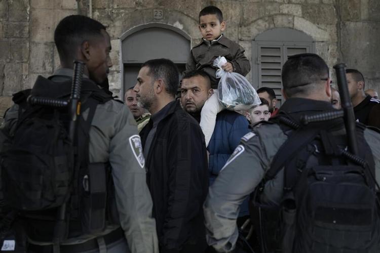 Israel's Netanyahu rebuffs US plea to halt Rafah offensive. Tensions rise ahead of Washington talks