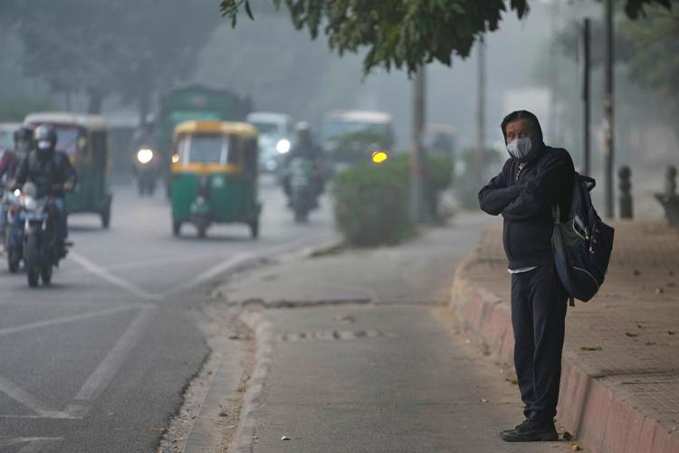 Photos show the daily struggle to breathe in New Delhi's dense winter smog