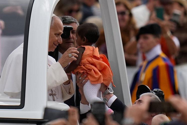 Vatican issues final warning to breakaway traditionalist group attached to the old Latin Mass