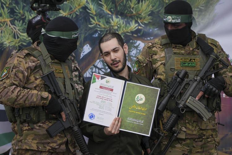 Israel delays release of Palestinian prisoners, citing 'humiliating' handovers of hostages