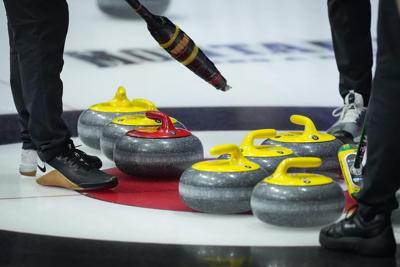 Alberta's Balderston claims last semifinal berth at ɫtv mixed curling playdowns