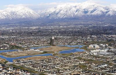 International migration drove US population growth in 2022