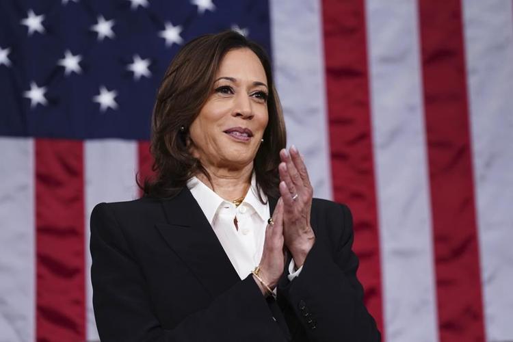 In a first, Vice President Harris tours Minnesota clinic that performs abortions