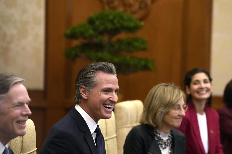 California Gov. Newsom has surprise meeting with China's leader Xi amid warm welcome in Beijing