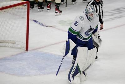 Struggling Canucks return to Vancouver seeking first win of the season