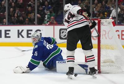 Demko earns third career shutout, Canucks blank struggling Blackhawks 3-0