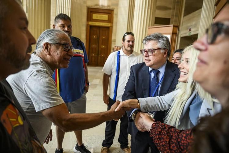 Crown must settle with First Nations for breaching Robinson treaties: Supreme Court