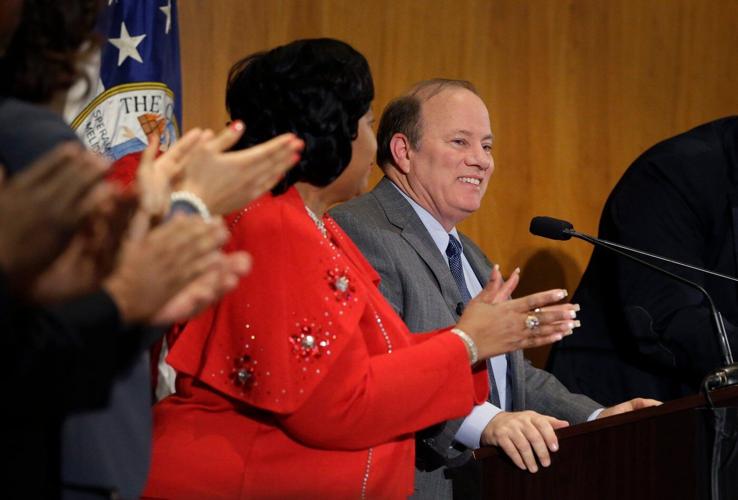 Detroit reflects on Mike Duggan's tenure as his final days in the mayoral office near