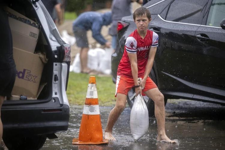 The Latest: Debby knocks out power to hundreds of thousands in Florida, Georgia