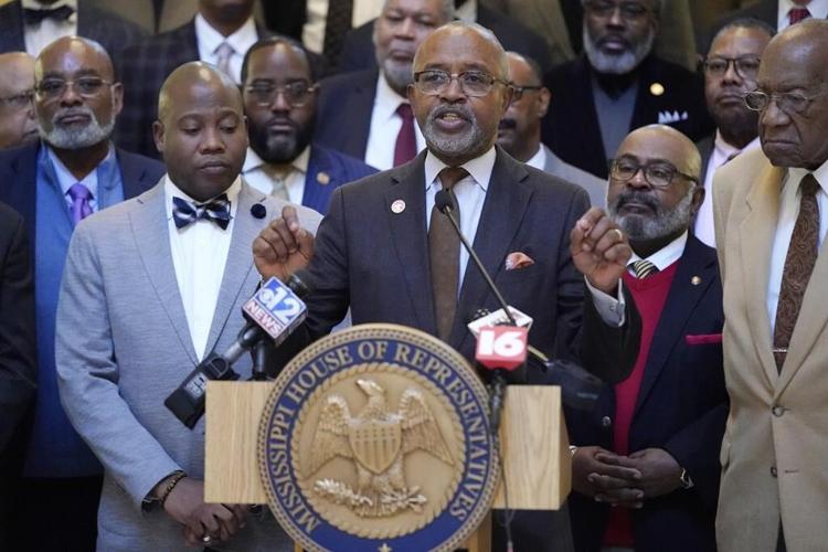 Doctor, GOP governor clash over private Medicaid discussion