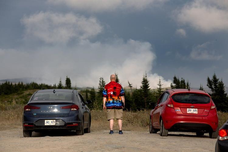 Newfoundland fires show no growth; New Brunswick town asked to prepare to flee