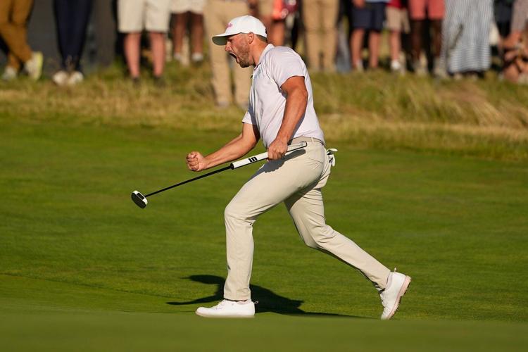 Wyndham Clark avoids record collapse, holds on to win U.S. Open