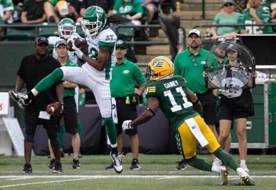 Roughriders lean on defence to edge Elks 17-13 in season-opening road win