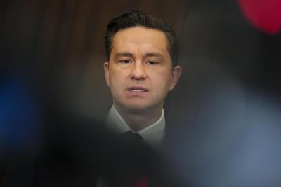 Poilievre est opposé aux femmes trans dans le sport féminin ou les espaces non mixtes