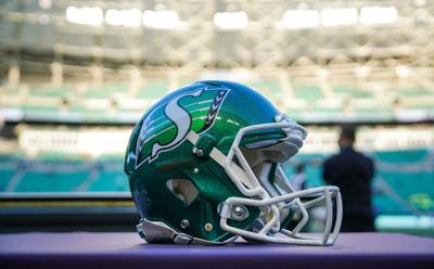Saskatchewan Roughriders sign American offensive lineman Nick Jones