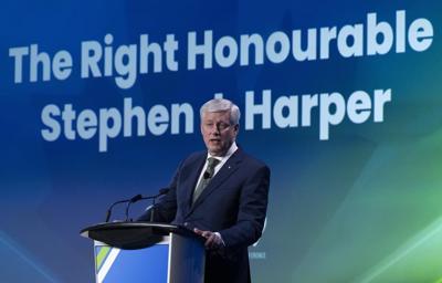 Rare apparition publique de Stephen Harper: appel à la «renaissance conservatrice»