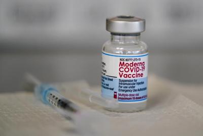 B.C. study finds low but increased risk of myocarditis after 2nd Moderna COVID shot