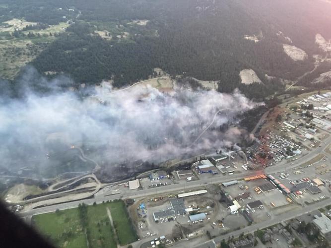 Des feux de forêt menacent Williams Lake et d'autres endroits en Colombie-Britannique