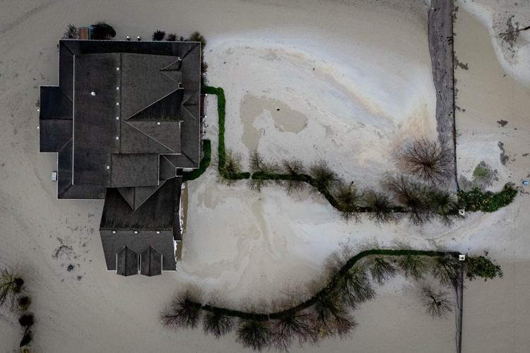 Fraser Valley flood cleanup begins, as latest blast of rain swells B.C. rivers