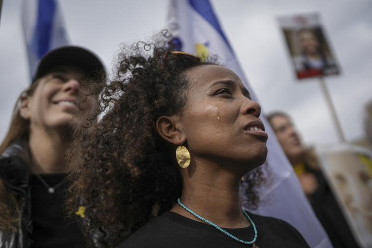 Israel delays release of Palestinian prisoners, citing 'humiliating' handovers of hostages