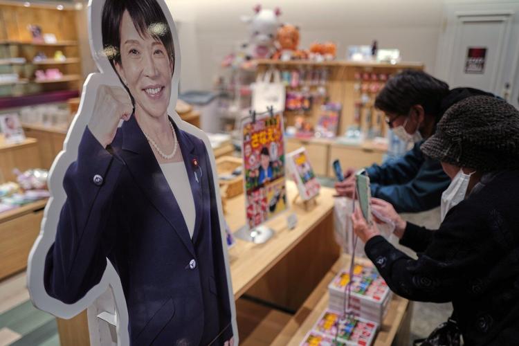 Japan-South Korea summit to discuss economy and regional challenges