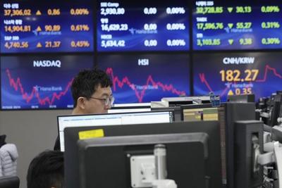 Stock market today: Wall Street ticks up, and S&P 500 pulls clsoer to a record on rate-cut hopes