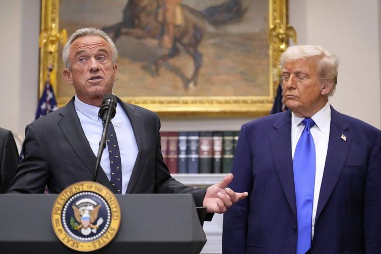 Trump signs executive order setting 30-day deadline for drugmakers to lower prescription drug costs